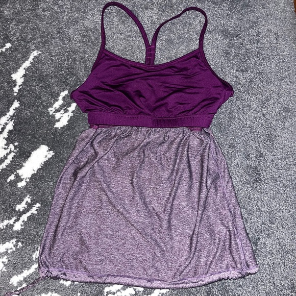Champion Workout tank with built in bra - Picture 4 of 9